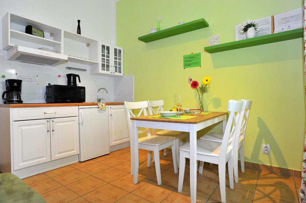 Condo Vinohrady II Прага Екстер'єр фото